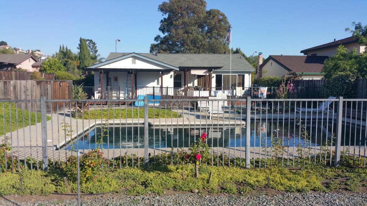 Mark'S Poolside Retreat Apartment San Jose Exterior foto